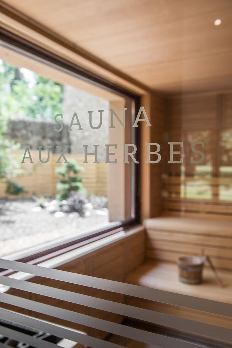 dcd9a3f0-1d61-499c-a1b1-b737a7bfe6e6