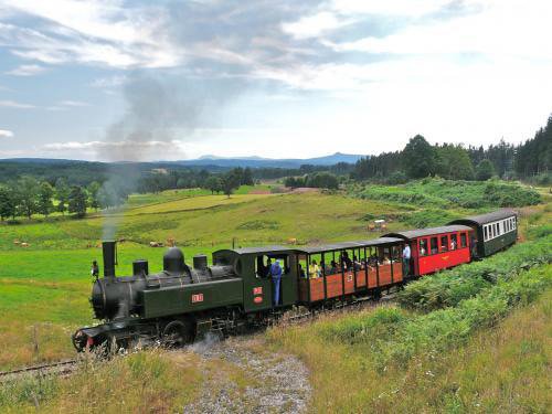 deafa385-6677-403e-a176-e90515f75ee4