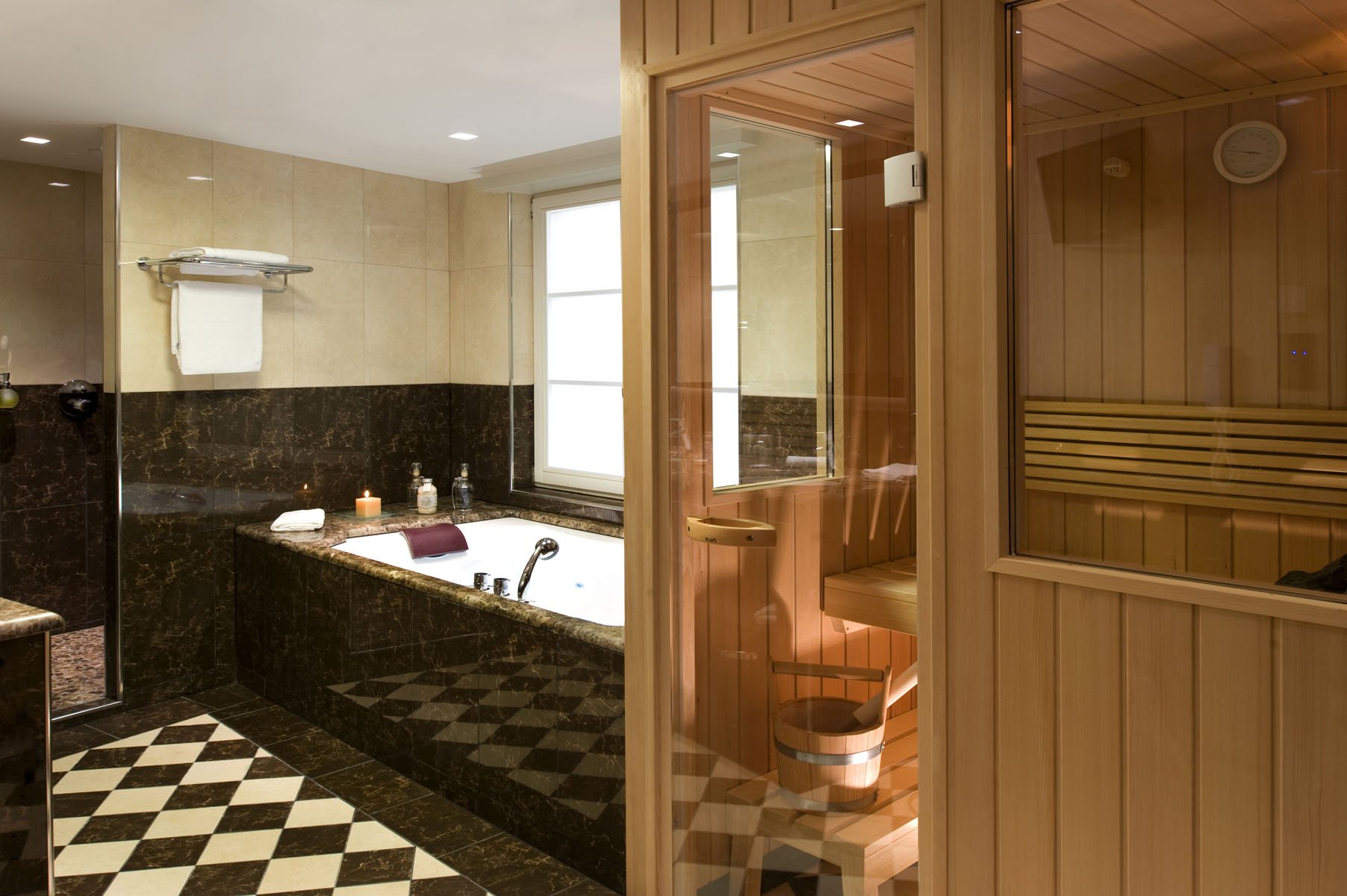 Hostellerie des Châteaux | Chambre avec Jacuzzi