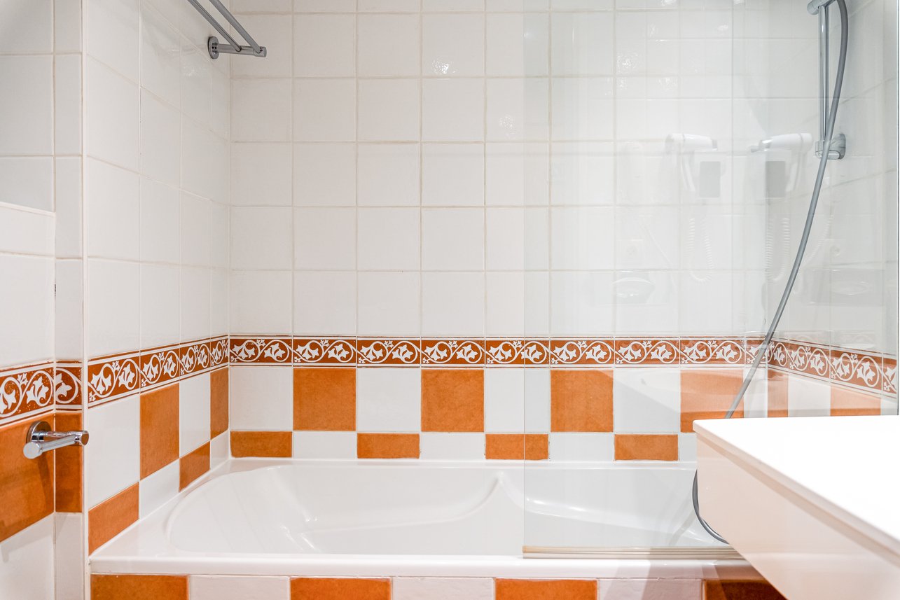 e3a50cbc-af9f-4119-a1c1-dfb22fe5fccc