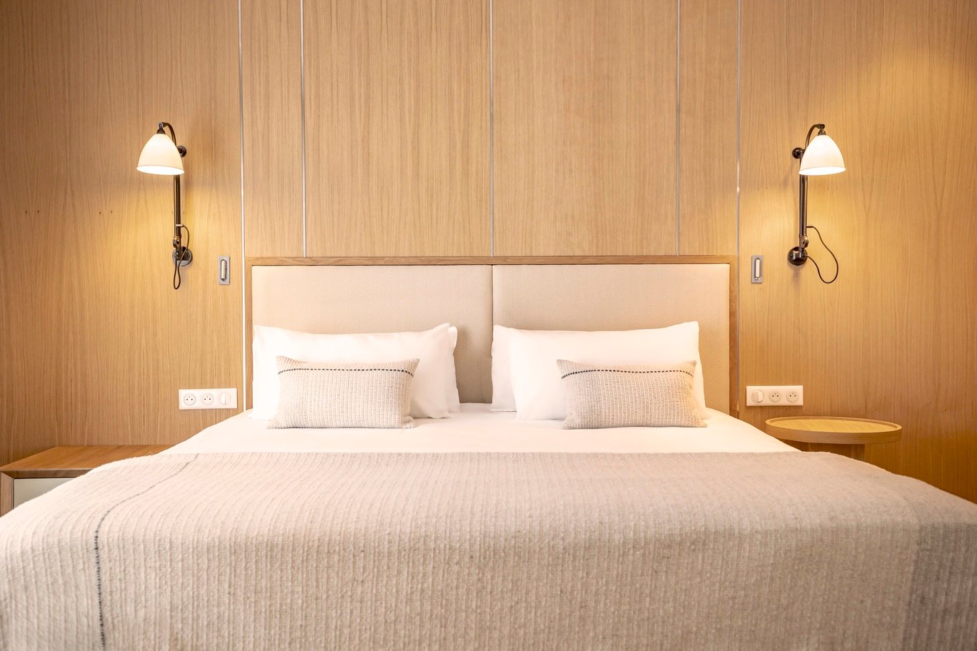 e3dc4ec0-0ed9-462b-9c6d-02f10c790738