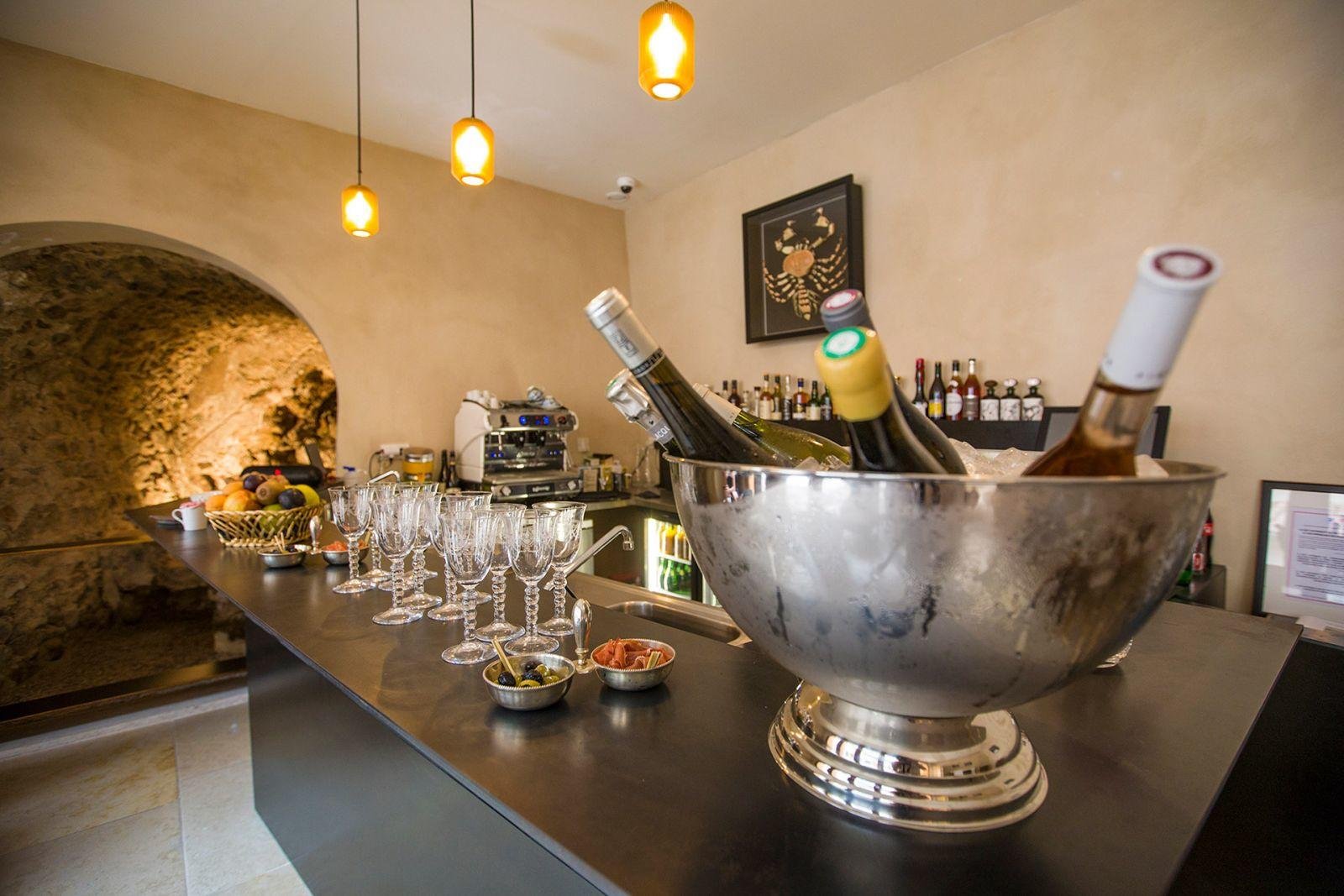 Hôtel de la Villeon | Week end dégustation vin côte du rhône