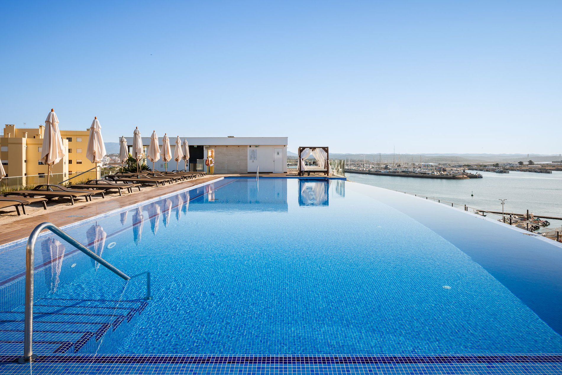 e57846db-b15e-4b27-839b-c92ddef5f958