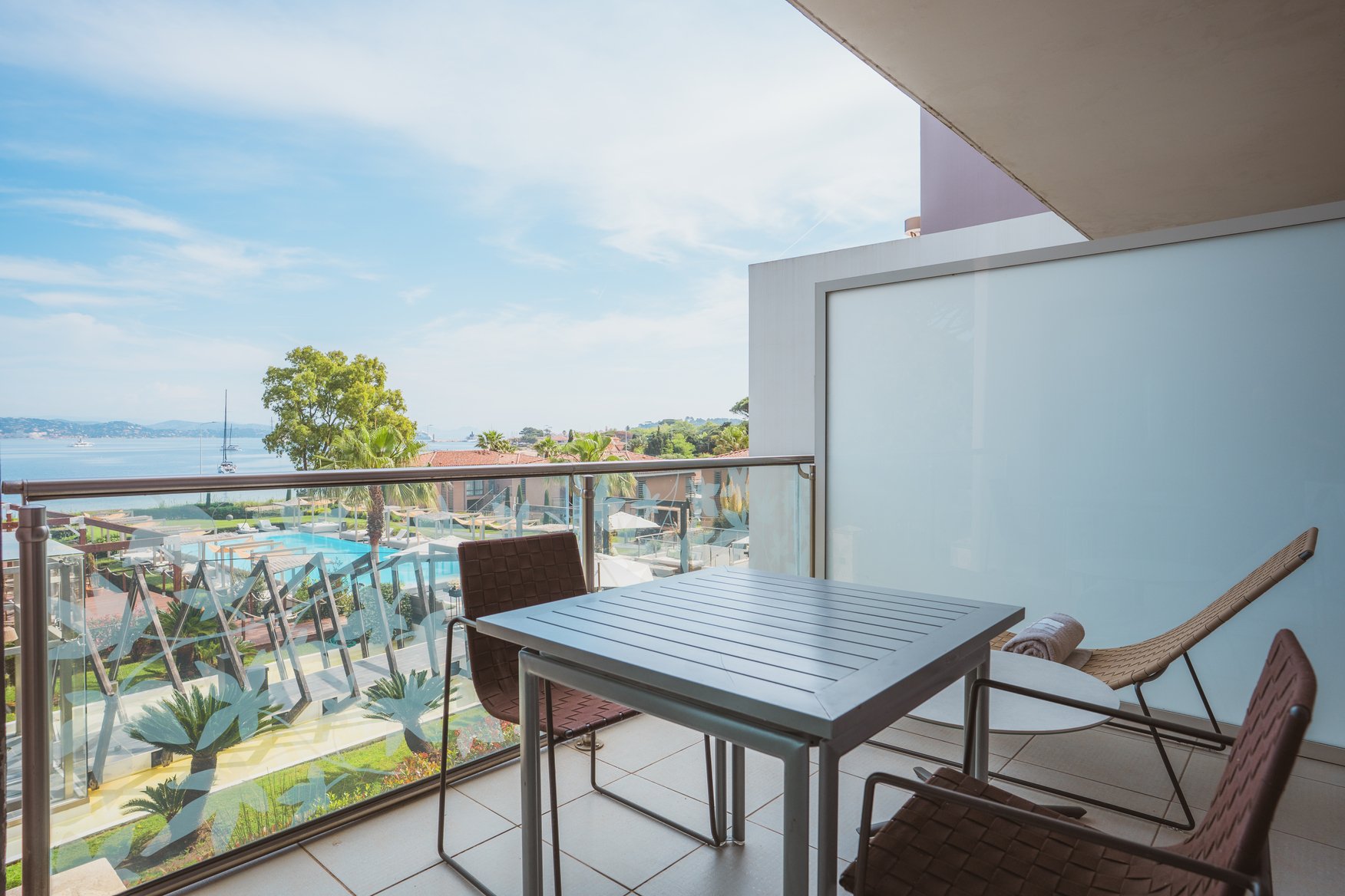 e9049401-e3e0-4f8a-b676-d4a64518e5f9