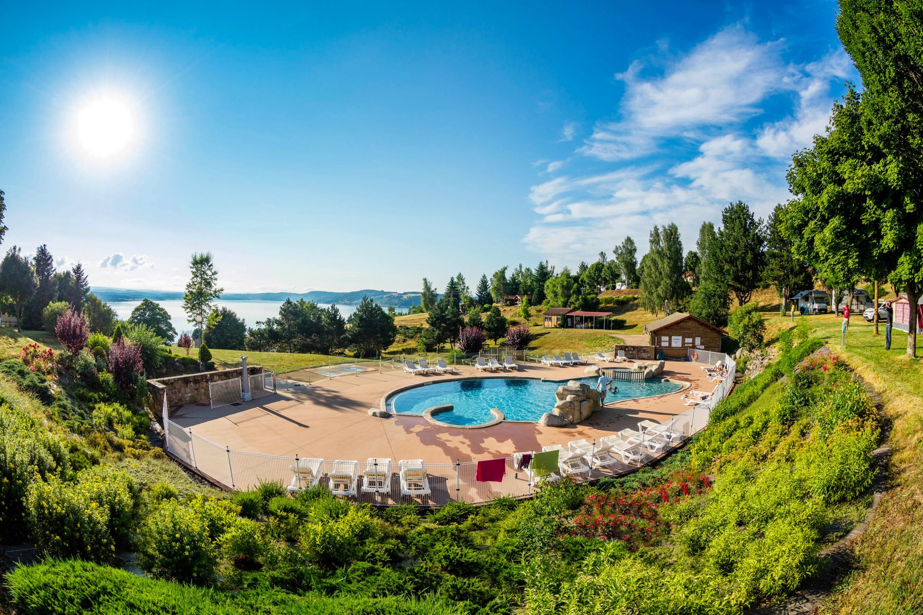 eb42fa7e-8df1-497c-b1ef-1a63d36e8135