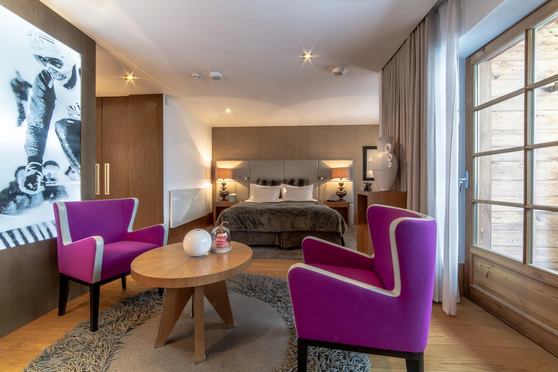 edc48278-3a86-4e4d-a9b5-4988629a4ef1