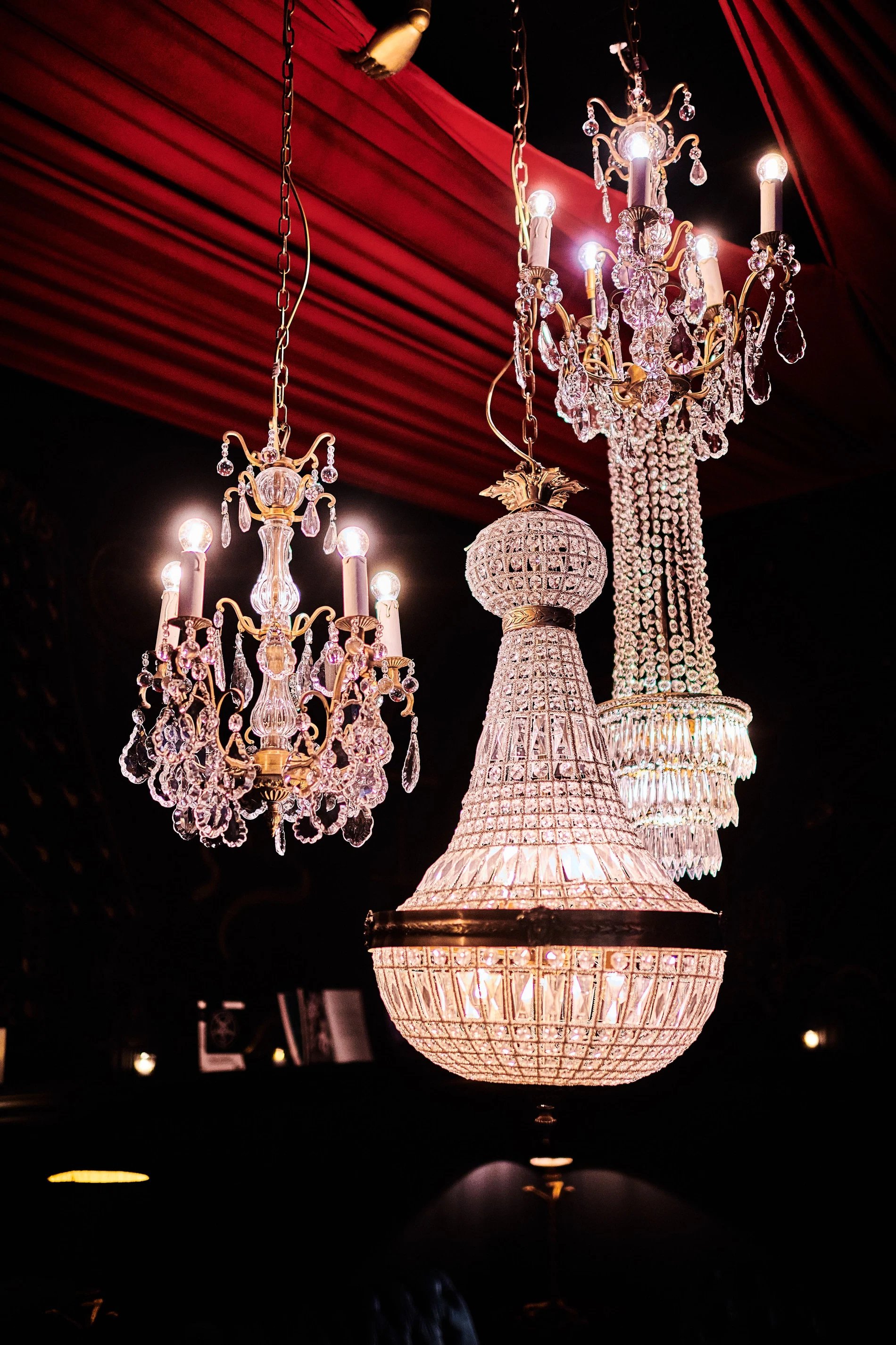 ee4c825e-a293-452e-98cf-7715e0bd9291