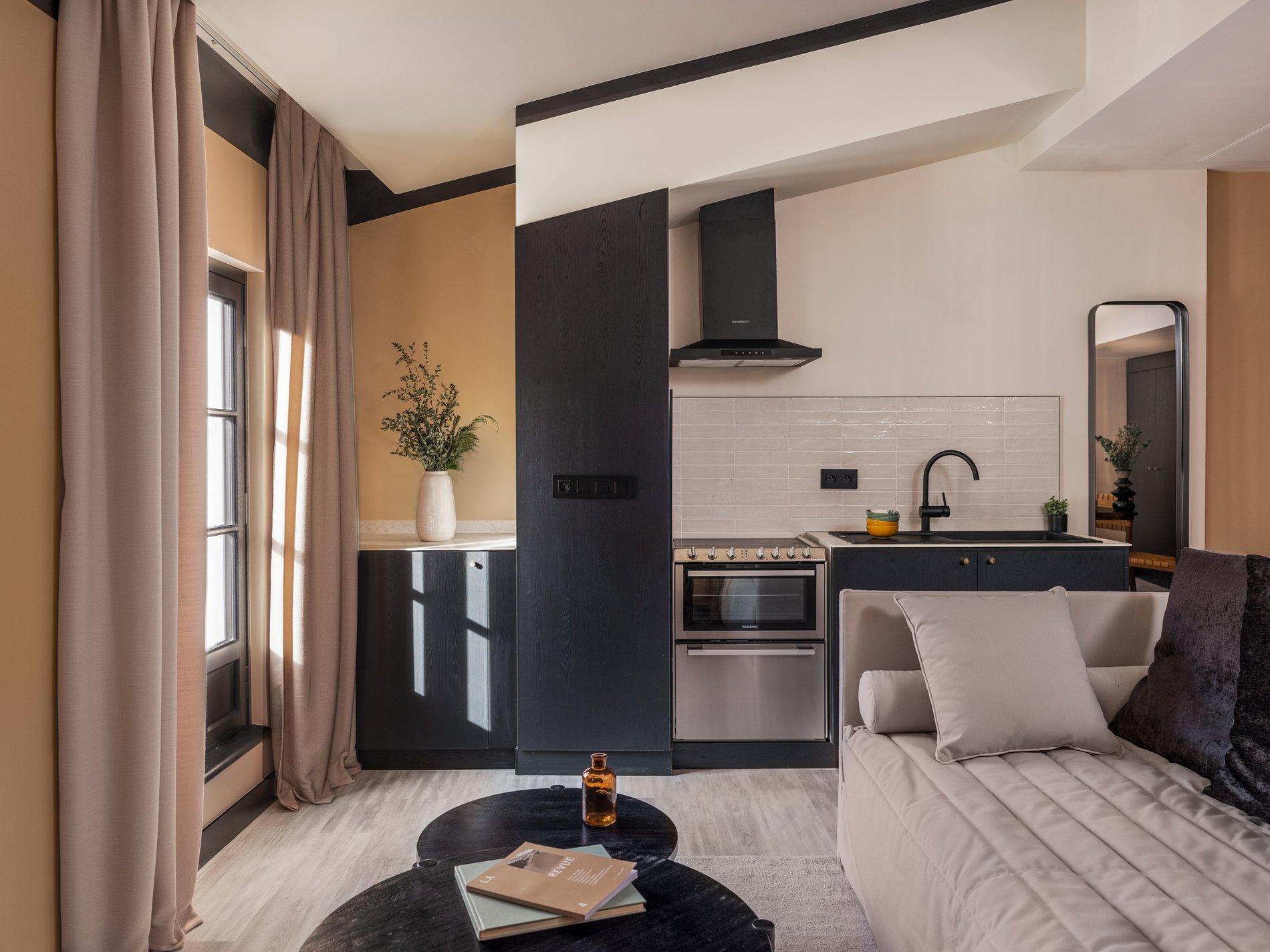 eec5cd10-e336-41bf-821b-d2ddec5bc679