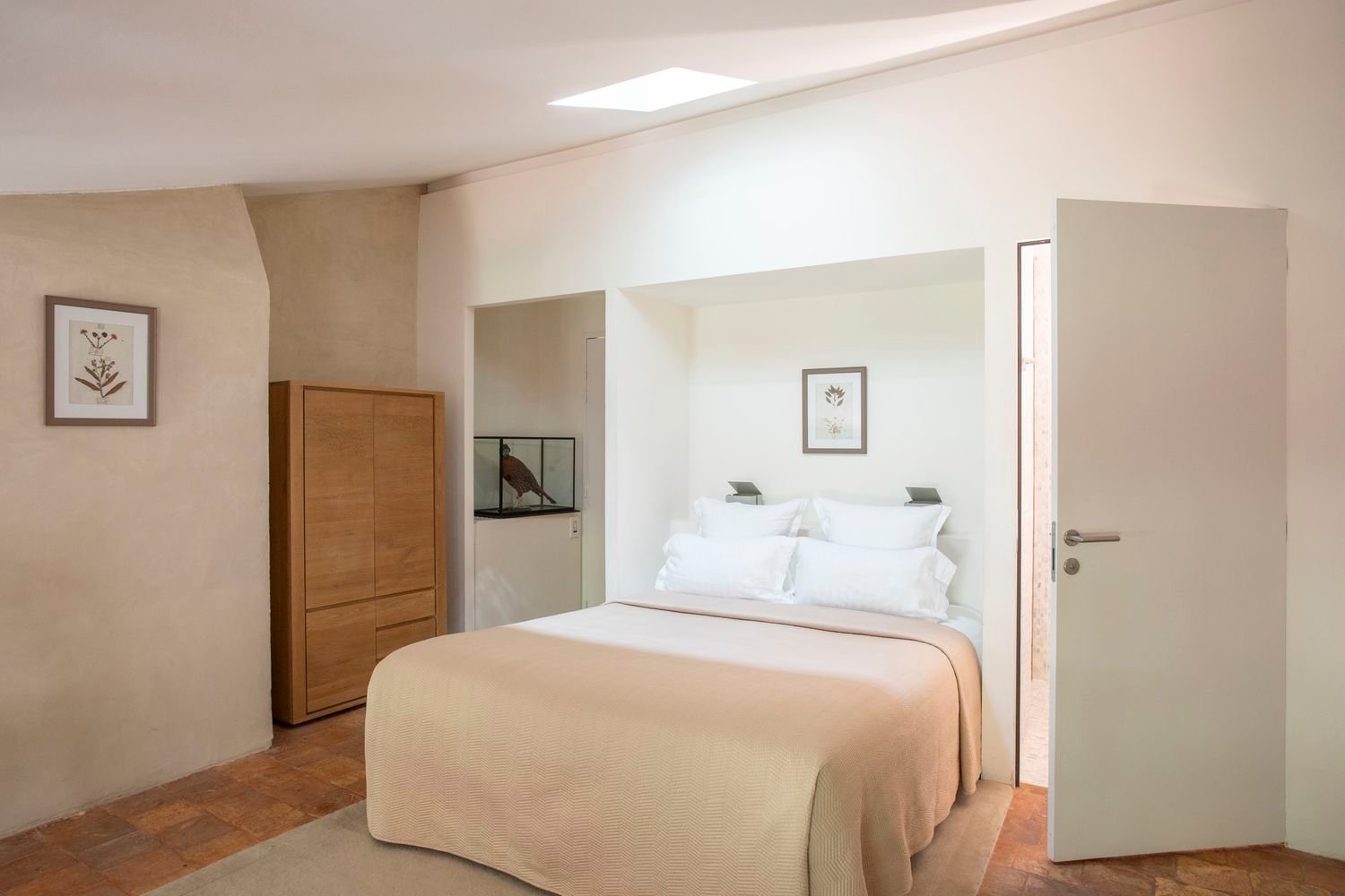 Hôtel de la Villeon | Chambre Confort | Lit