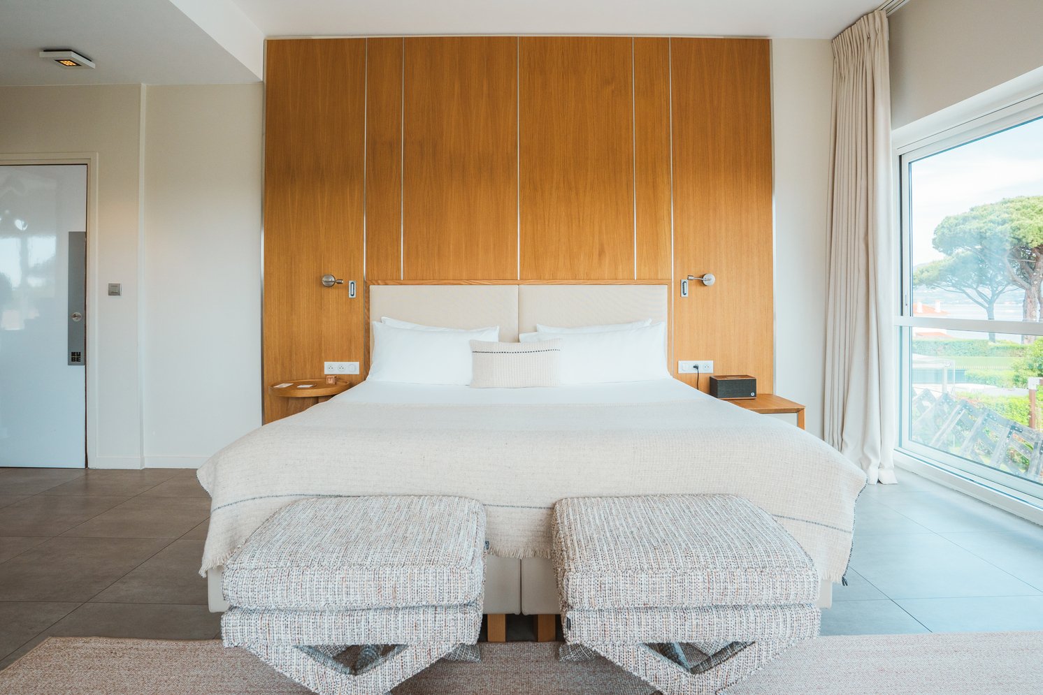 f5d3efc4-c973-42f6-92c6-affbfc30ad9d