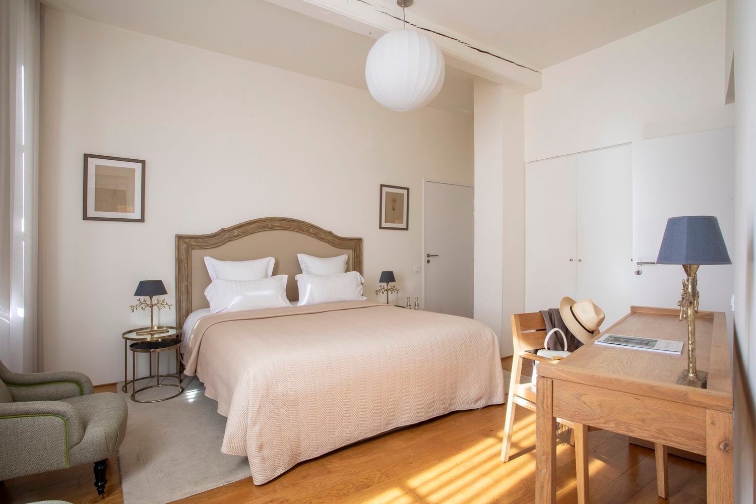 f87548d0-61f1-4bf9-ba63-16e038d1aba1