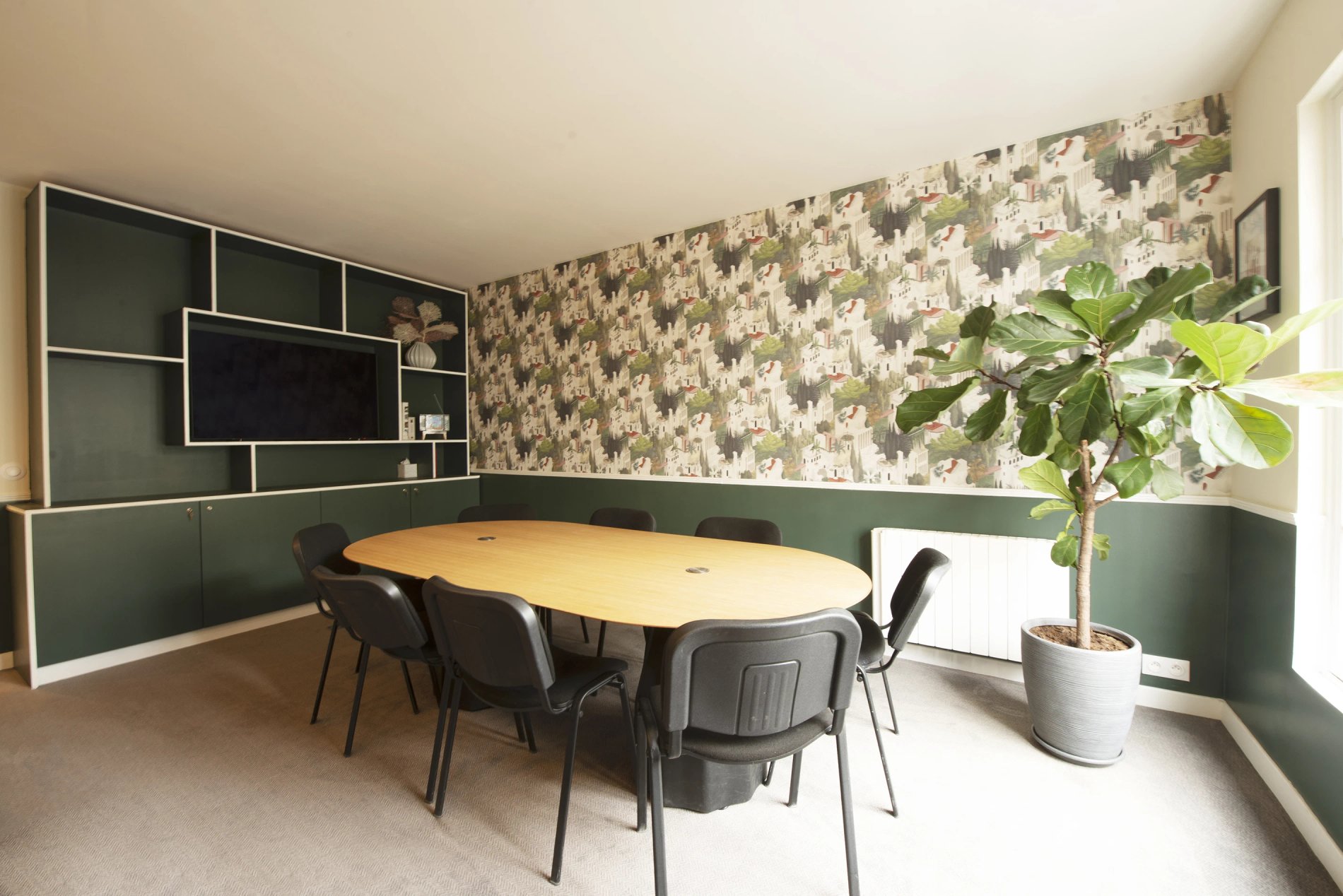 f93a8986-75c5-4323-bf21-b75e6babc226