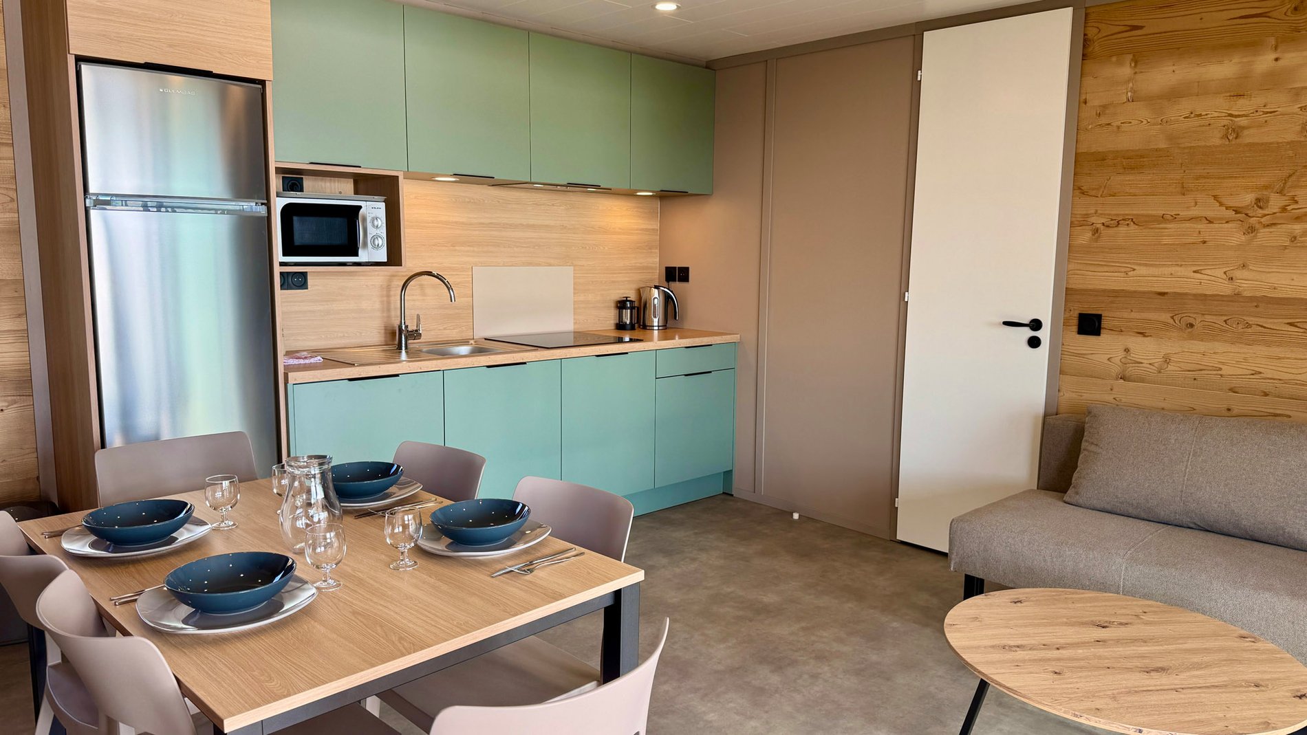 fd877d58-b61e-4aa0-b192-f7edce18368a