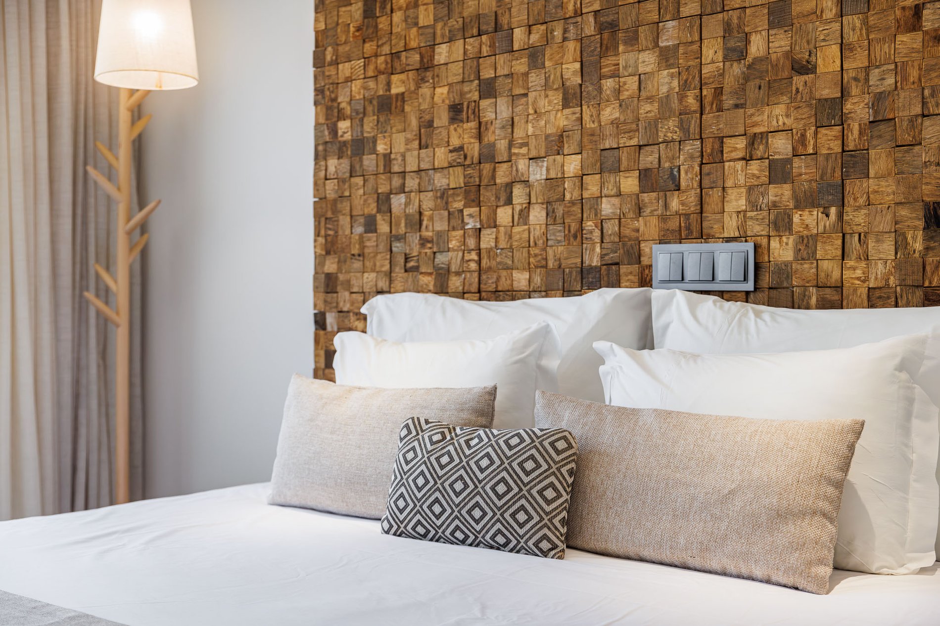 fde046bf-369f-4ff5-9d1c-0fb0782e8cea