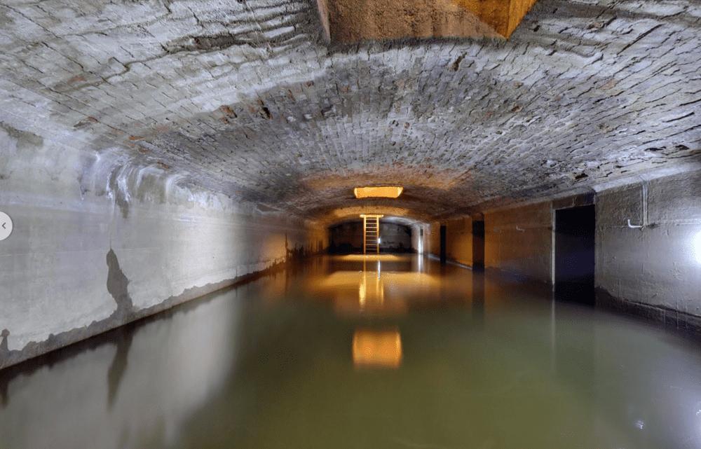 Lac souterrain de l'Opéra de Paris a permis de stabiliser la structure de l'immeuble dans un sol marécageux.