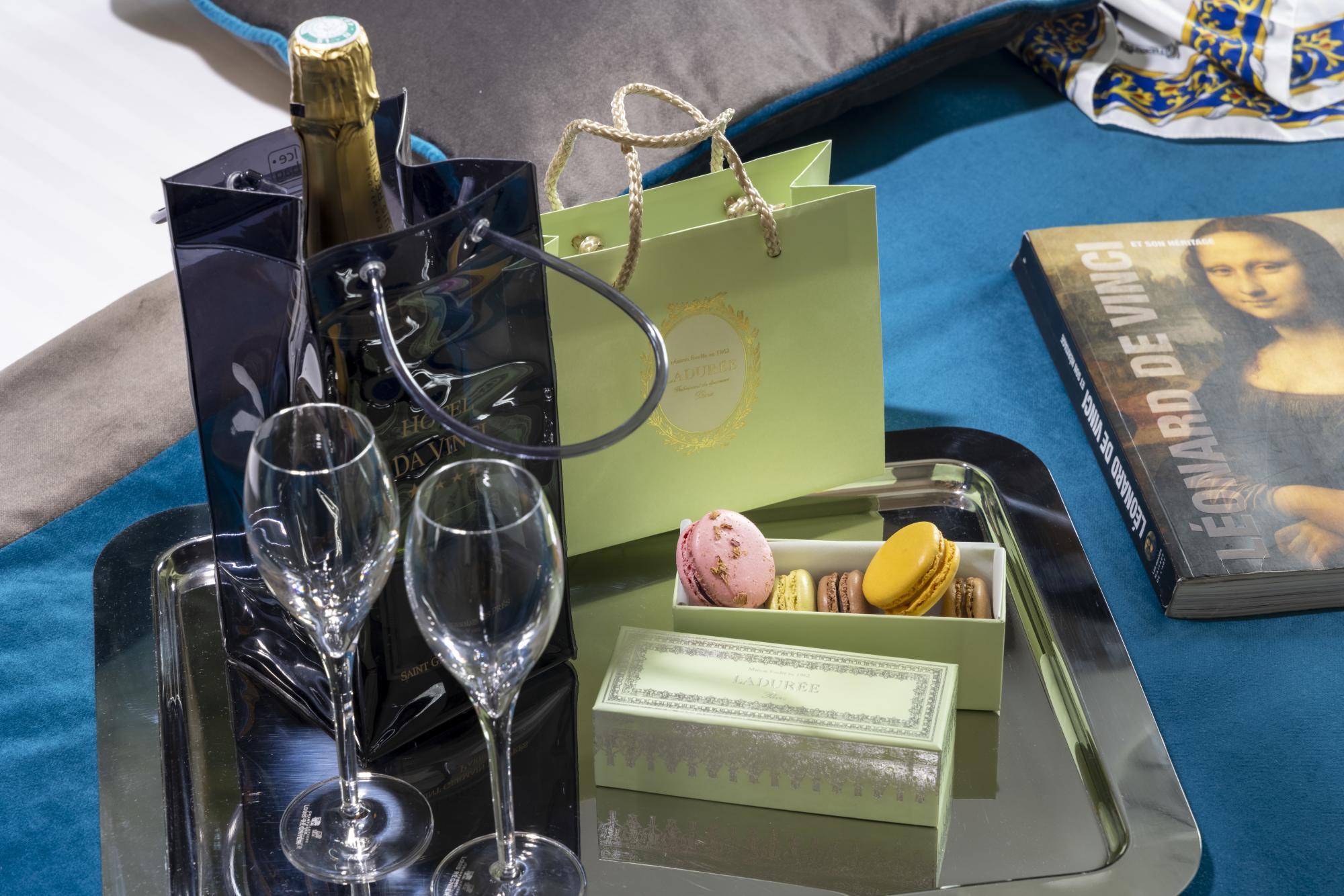 Hotel Da Vinci Champagne Petit-déjeuner Macarons
