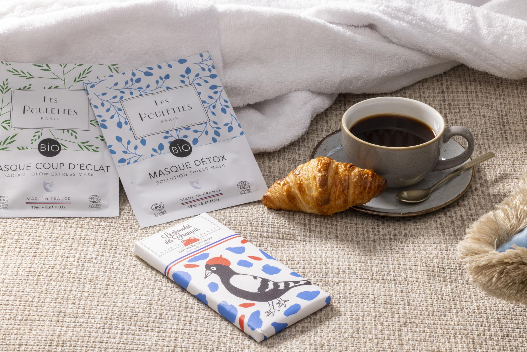 Hotel Bloum Pyjama party Package Les Poulettes Facemask Breakfast Chocolate Bathrobe