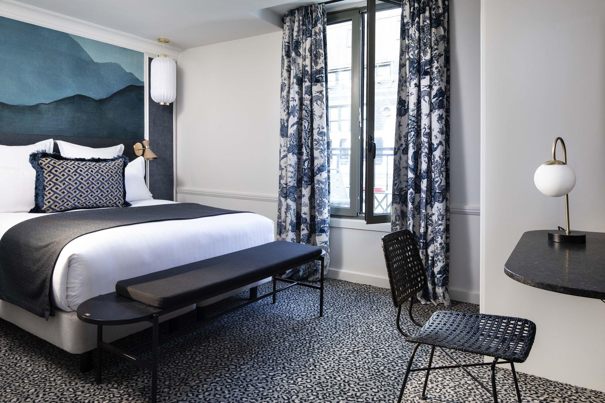 Hotel Gramont Paris, double bedroom with terrasse