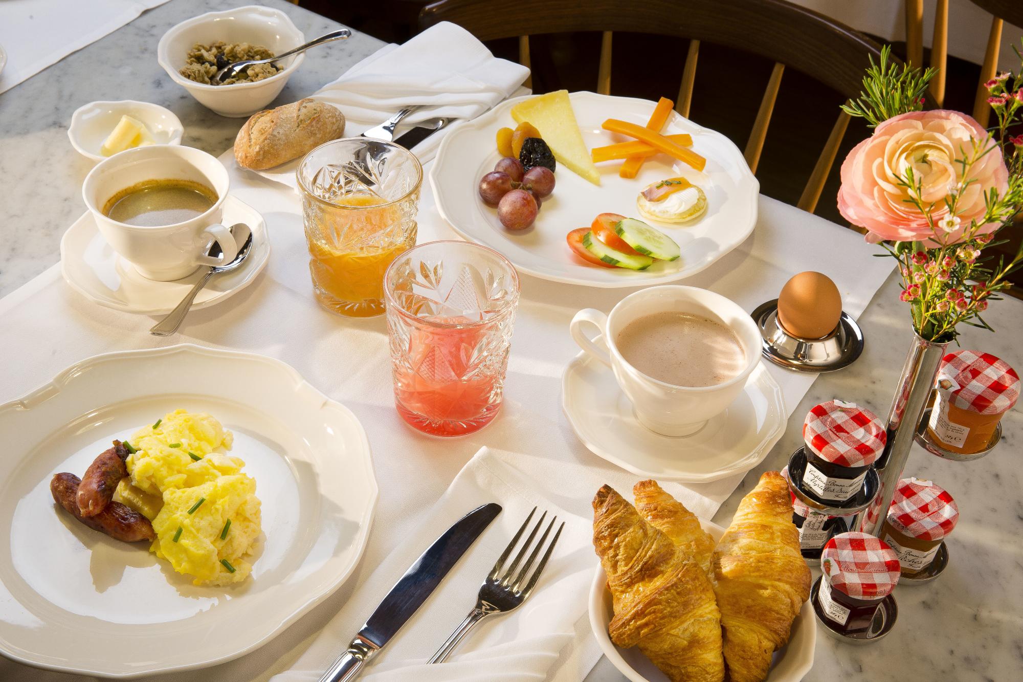Hotel Le Pradey Breakfast