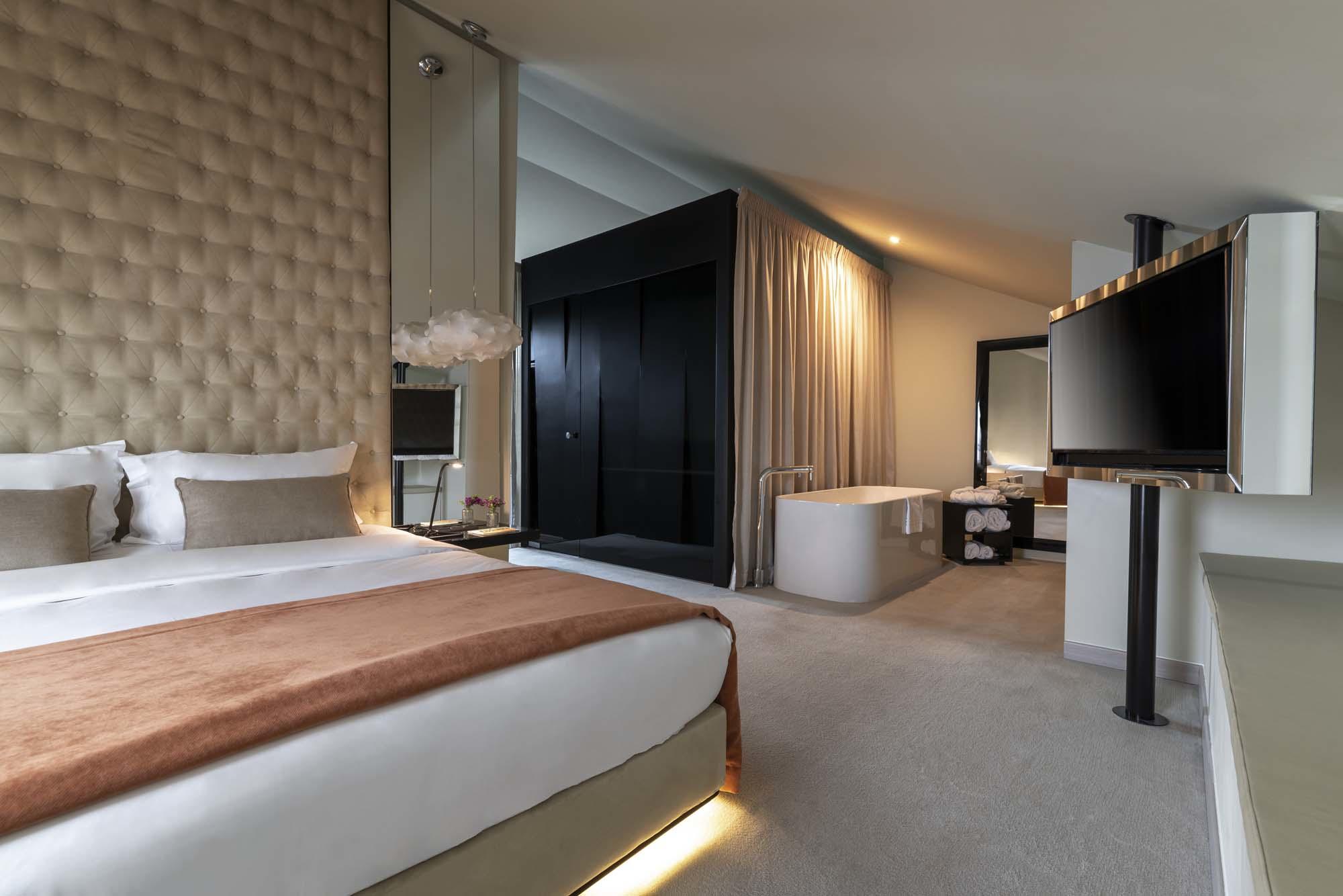 Luxury suites  Lisbon 9 Hotel Mercy