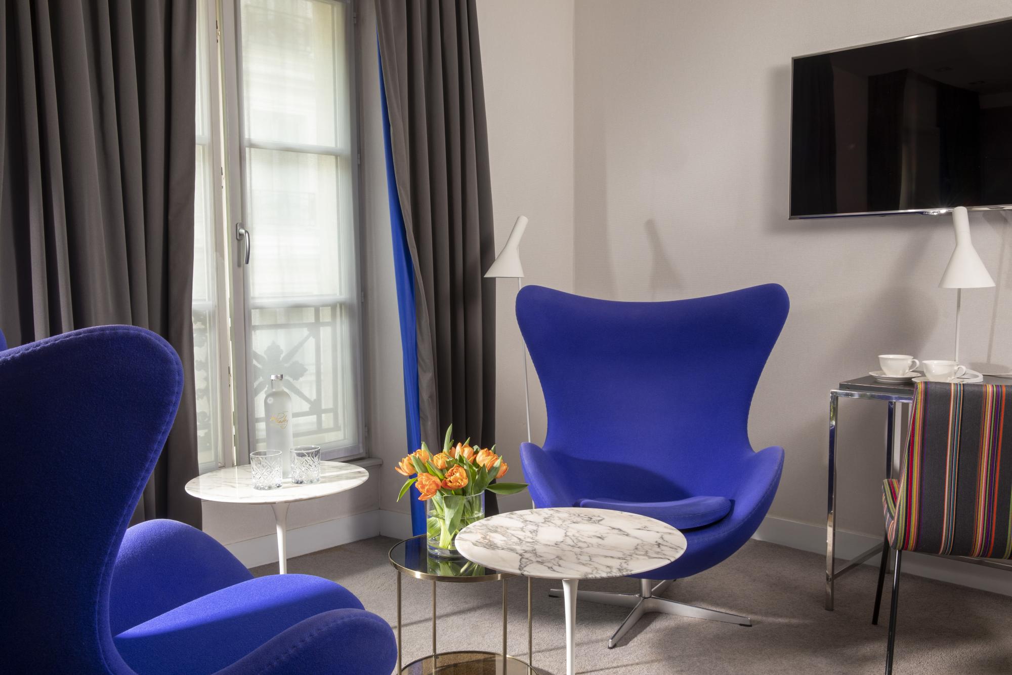 Hotel Le Pradey Parisian Junior Suite Living Room