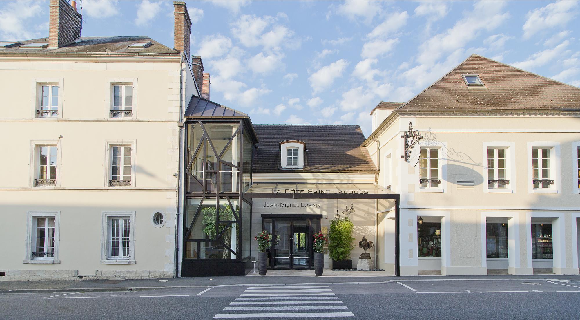 Bienvenue à la Côte Saint Jacques & Spa, Relais et Châteaux 5 étoiles en Bourgogne