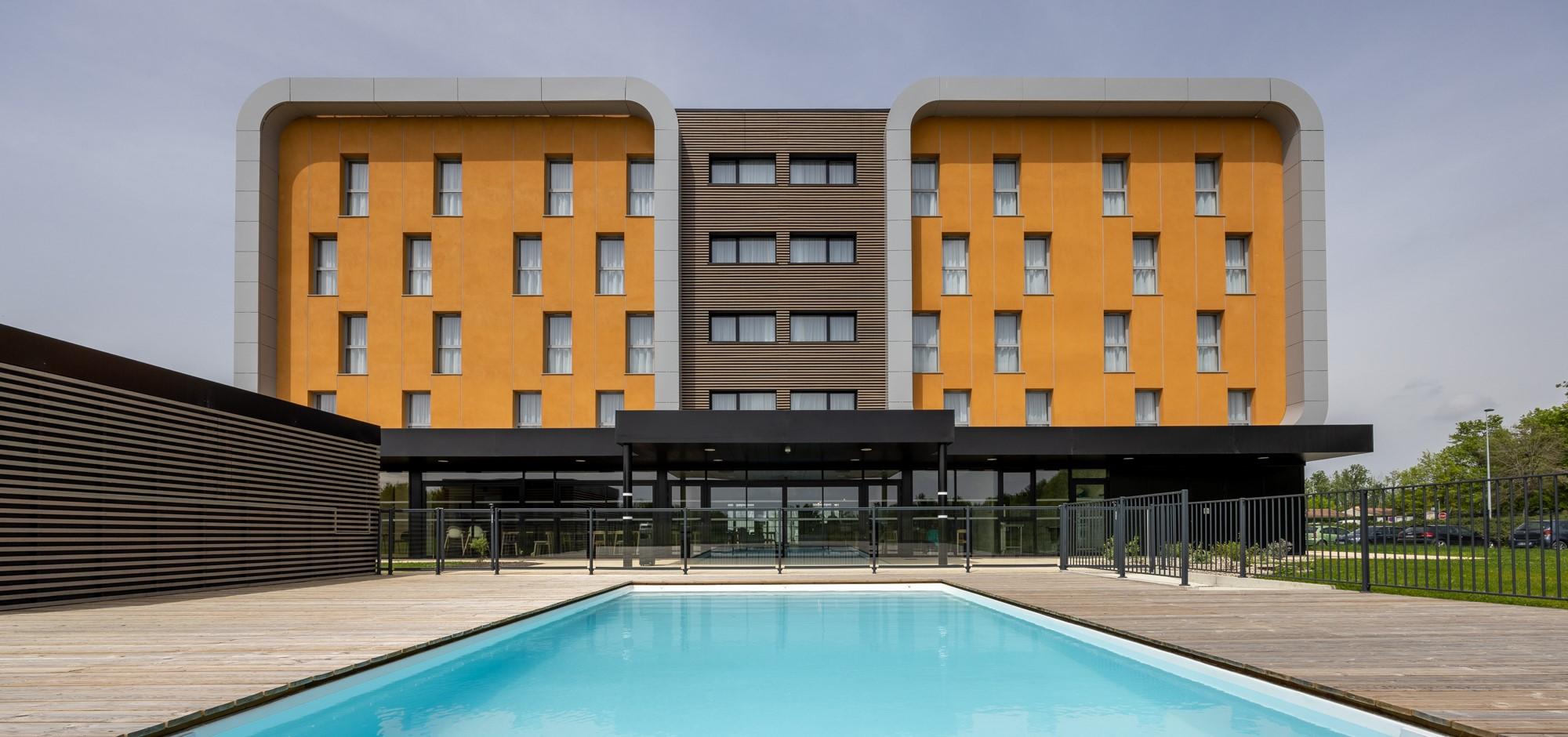 Le Relais des Deux Mers | 3 star hotel Marmande | hotel with terrace | Heated outdoor pool