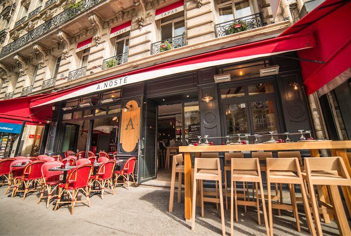 L'A Noste is a friendly tapas restaurant close to la Bourse 2 steps away from the Hotel Gramont