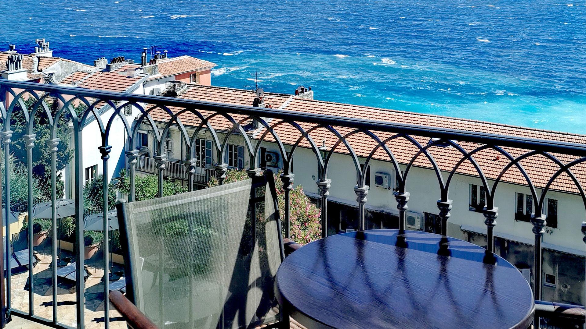 Hôtel La Pérouse | Week-end Romantique Vue Mer Nice